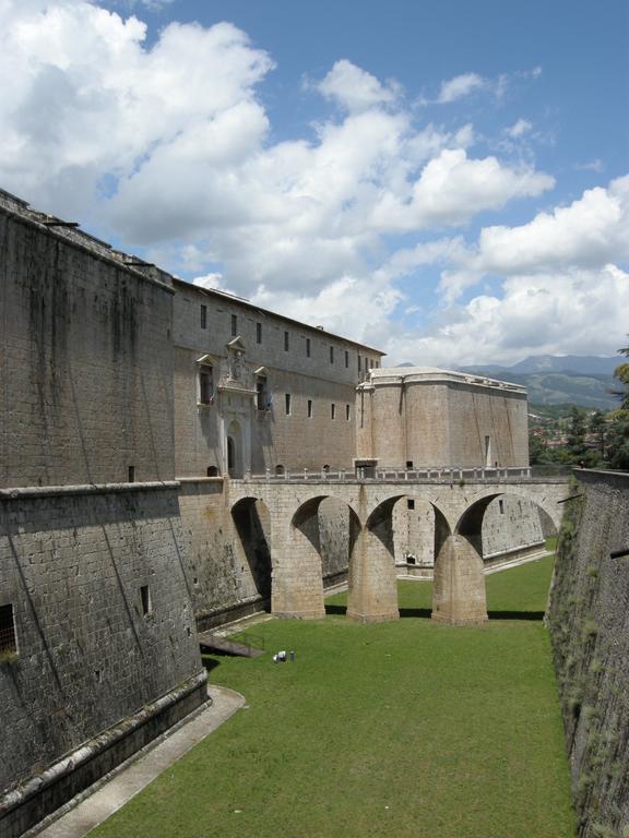 Hotel Castello Λ' Άκουιλα Εξωτερικό φωτογραφία