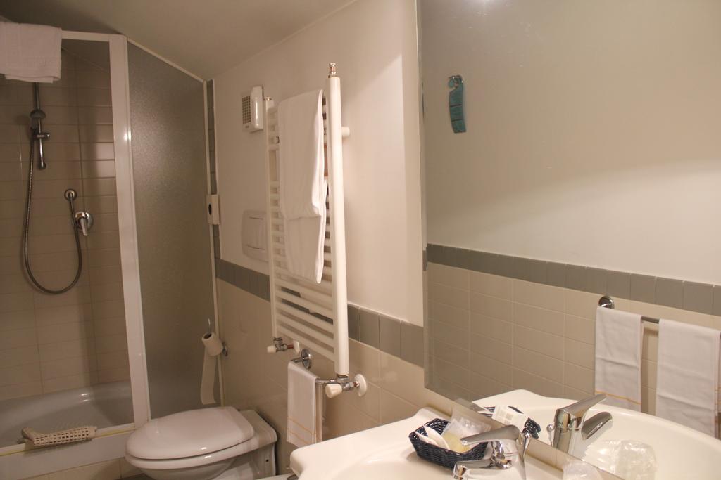 Hotel Castello Λ' Άκουιλα Εξωτερικό φωτογραφία