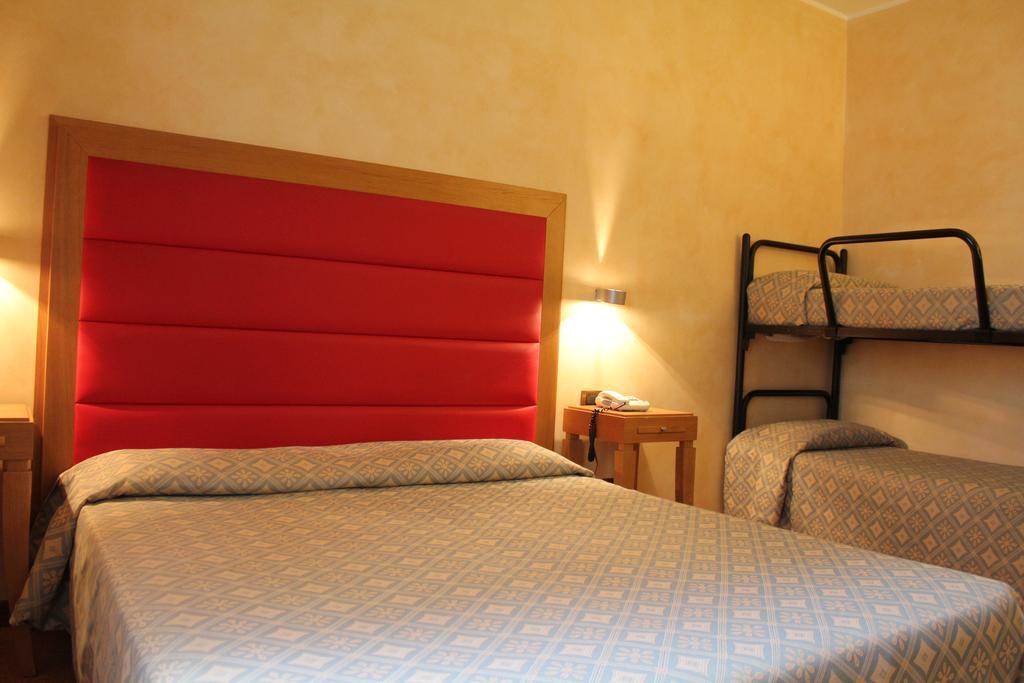 Hotel Castello Λ' Άκουιλα Εξωτερικό φωτογραφία