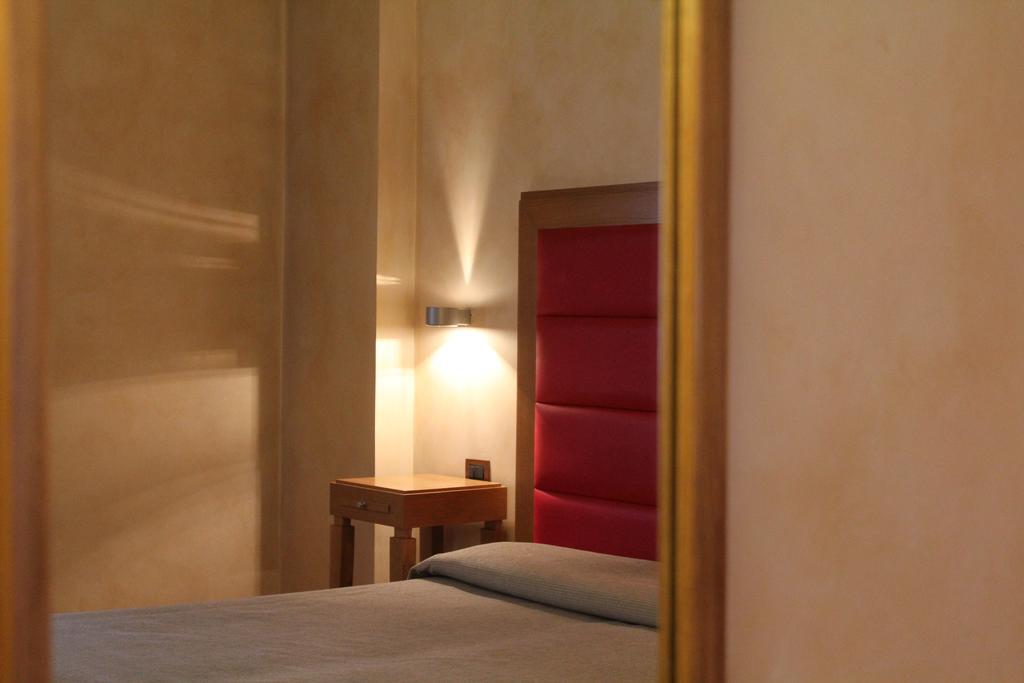 Hotel Castello Λ' Άκουιλα Εξωτερικό φωτογραφία